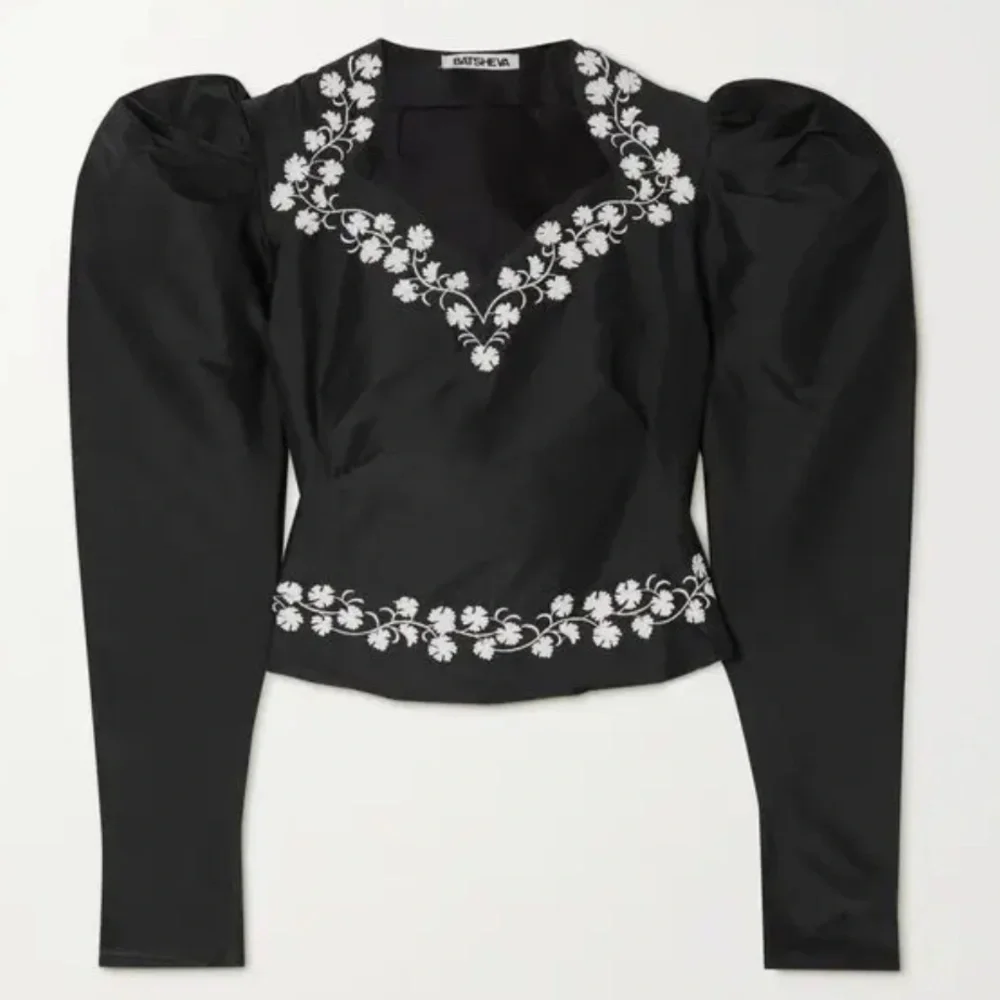 Batsheva ines cropped